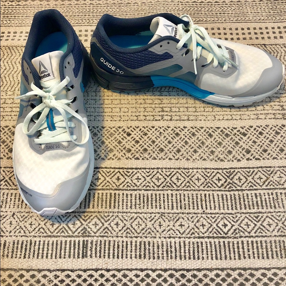 Women’s Reebok Guide 3.0 Size 8.5